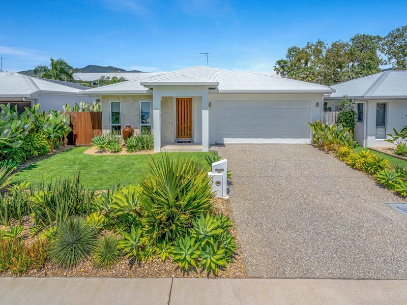 31 Conical Close, Trinity Beach QLD 4879