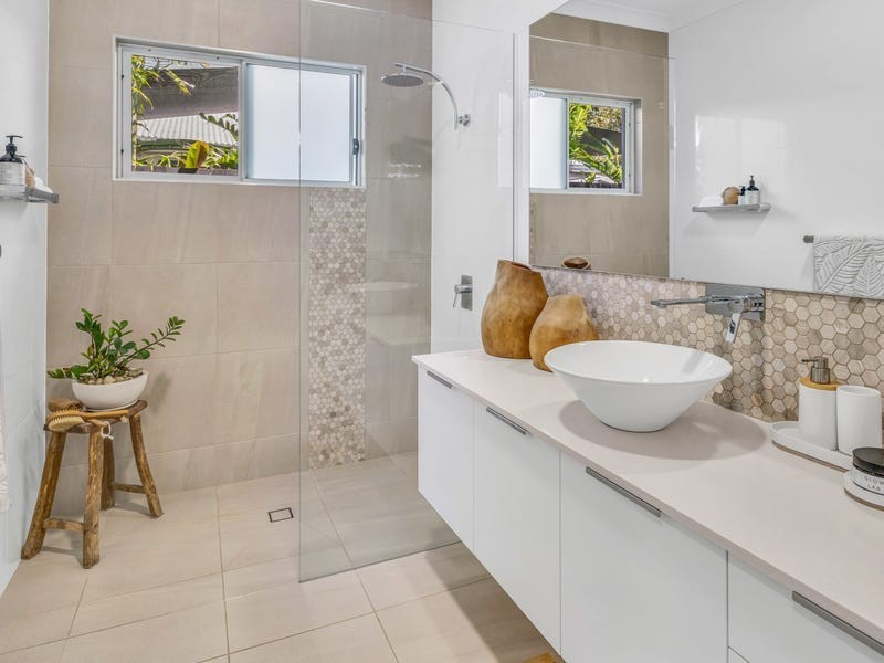 31 Conical Close, Trinity Beach QLD 4879