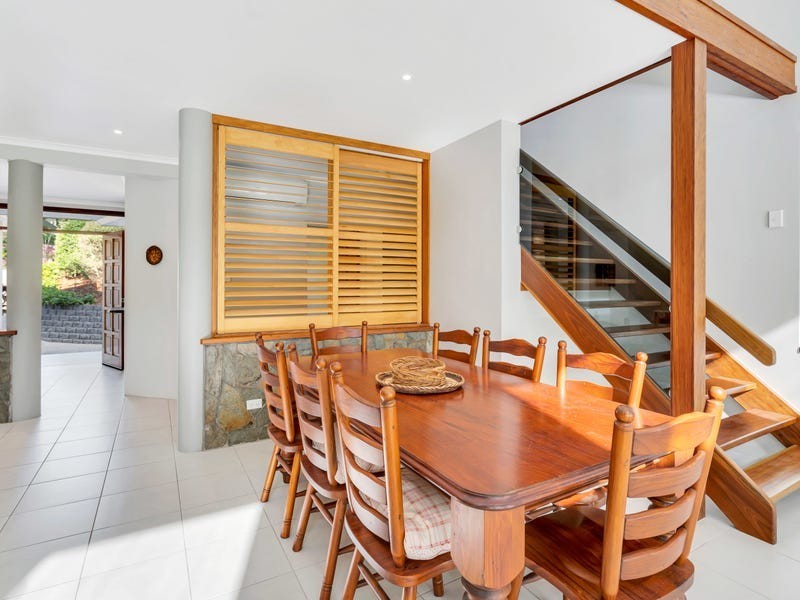 5 Ellie Banning Close, Redlynch QLD 4870