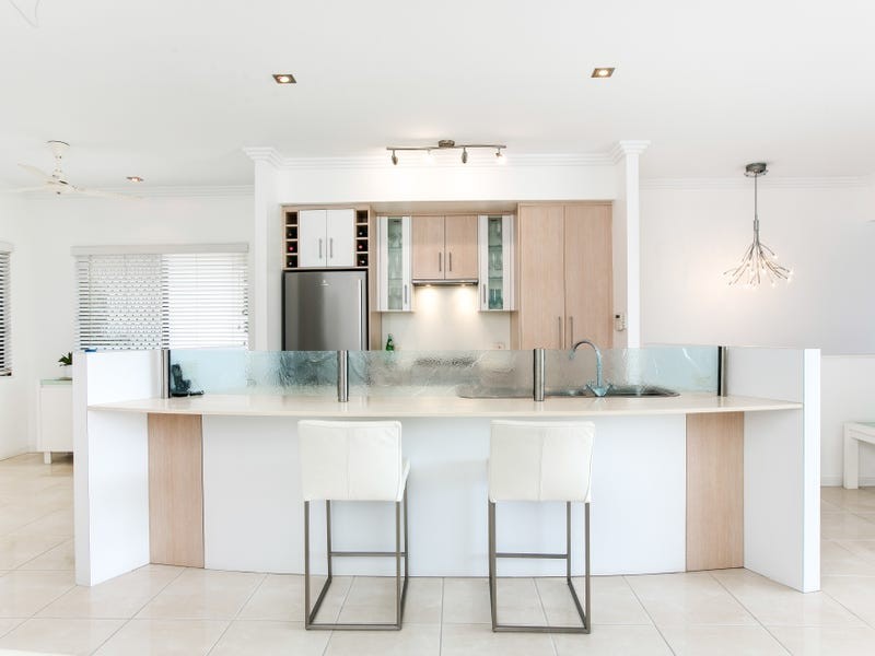 203 Esplanade, Cairns North QLD 4870