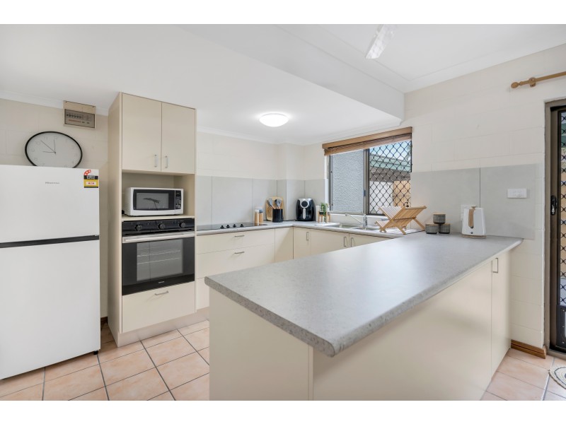 9/171-179 McLeod Street, Cairns North QLD 4870
