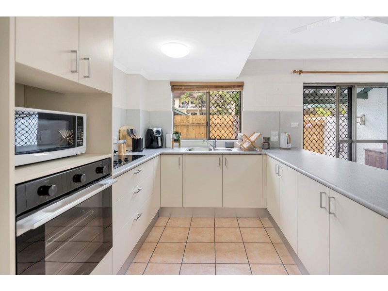 9/171-179 McLeod Street, Cairns North QLD 4870