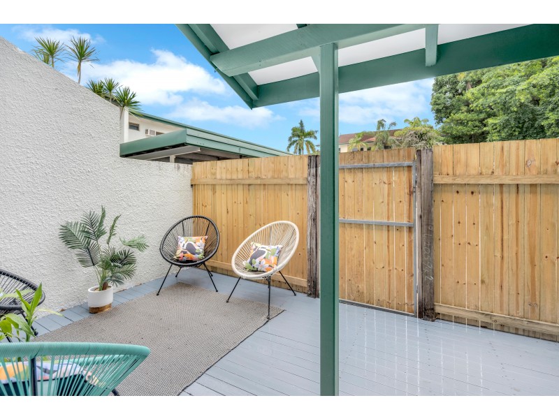 9/171-179 McLeod Street, Cairns North QLD 4870