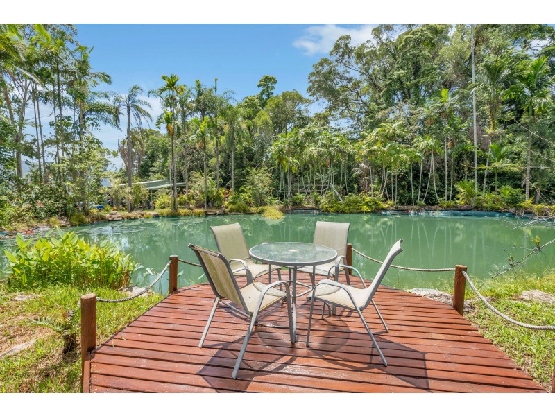 69863 Bruce Highway, Aloomba QLD 4871