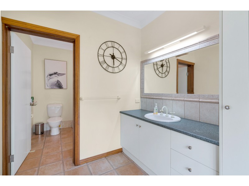 69863 Bruce Highway, Aloomba QLD 4871