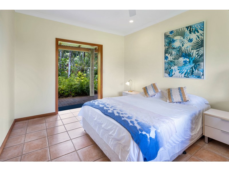 69863 Bruce Highway, Aloomba QLD 4871