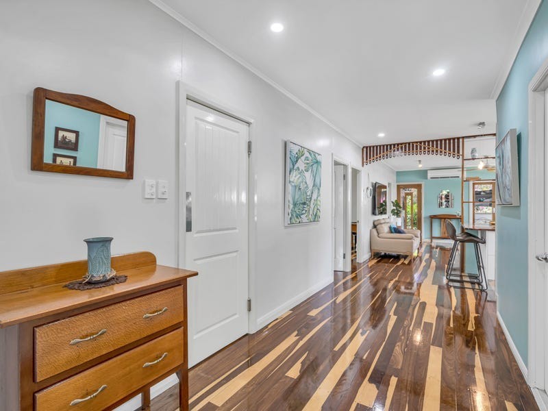 7 Crowley Close, Whitfield QLD 4870