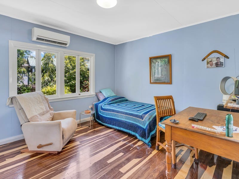 7 Crowley Close, Whitfield QLD 4870