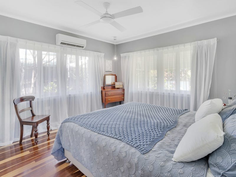 7 Crowley Close, Whitfield QLD 4870