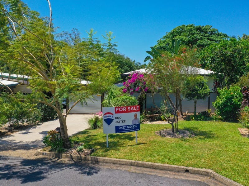 7 Crowley Close, Whitfield QLD 4870