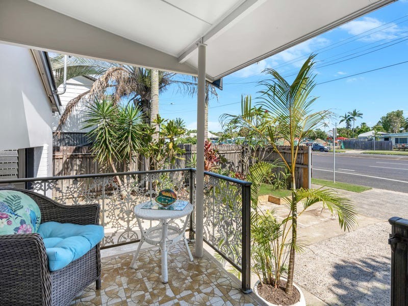 74 Reservoir Road, Manoora QLD 4870