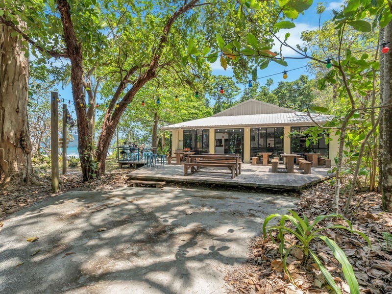2585 Cape Tribulation Road, Thornton Beach QLD 4873