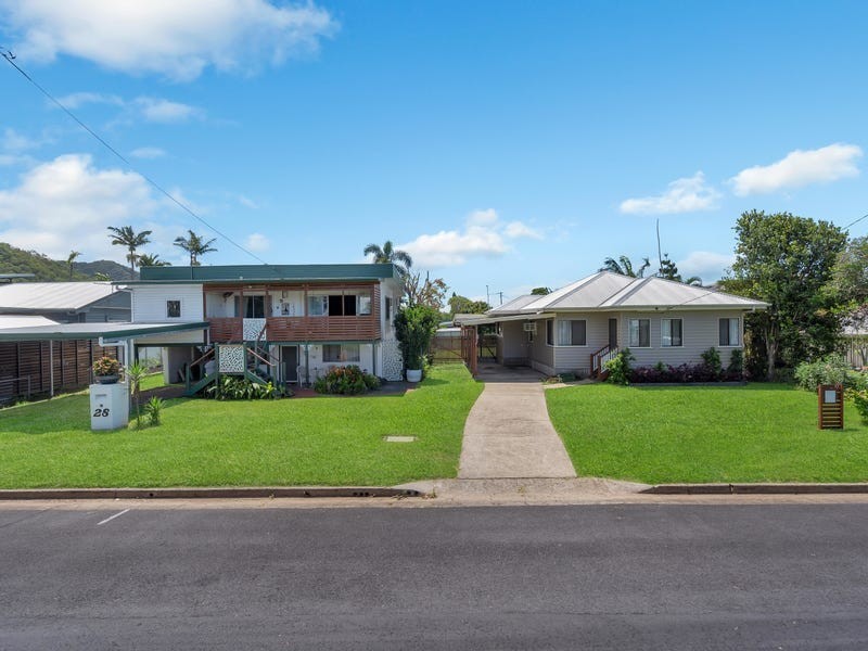 28 Howe Street, Cairns North QLD 4870