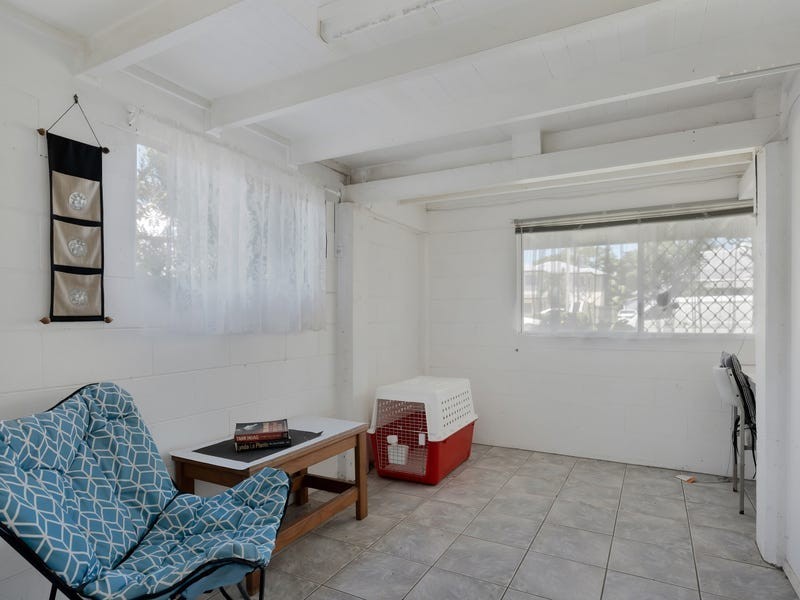 28 Howe Street, Cairns North QLD 4870