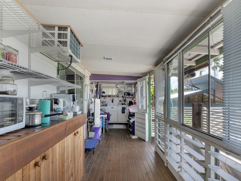 28 Howe Street, Cairns North QLD 4870