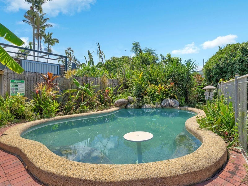 28 Howe Street, Cairns North QLD 4870