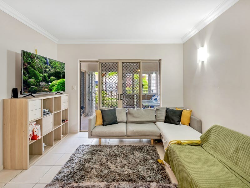 102/29-33 Springfield Crescent, Manoora QLD 4870