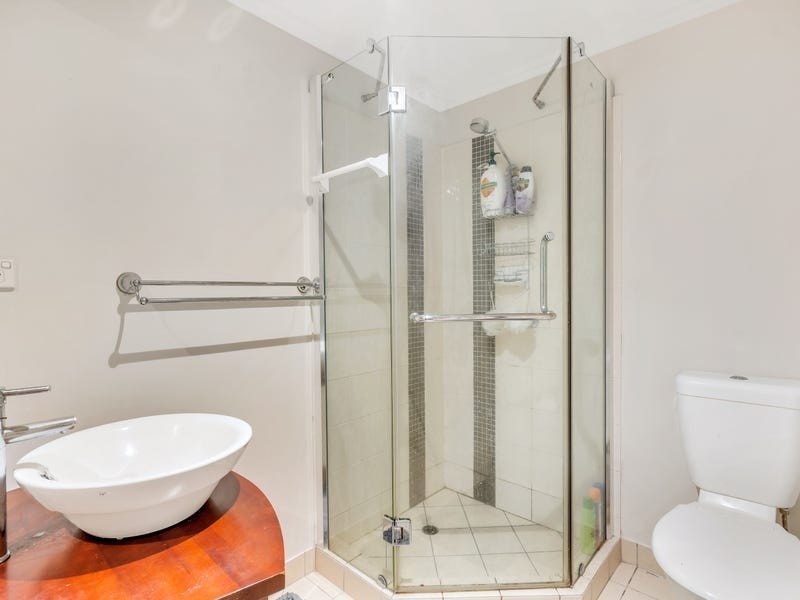 102/29-33 Springfield Crescent, Manoora QLD 4870