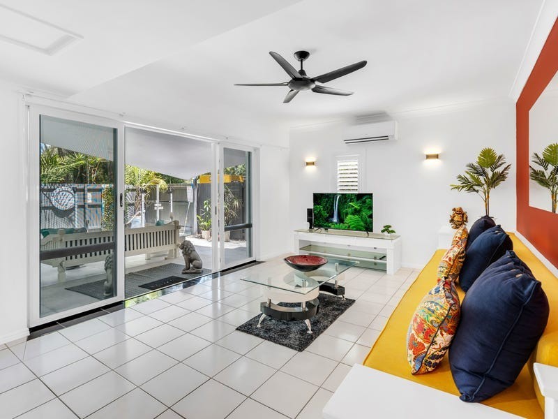 61/9 Veivers Road, Palm Cove QLD 4879