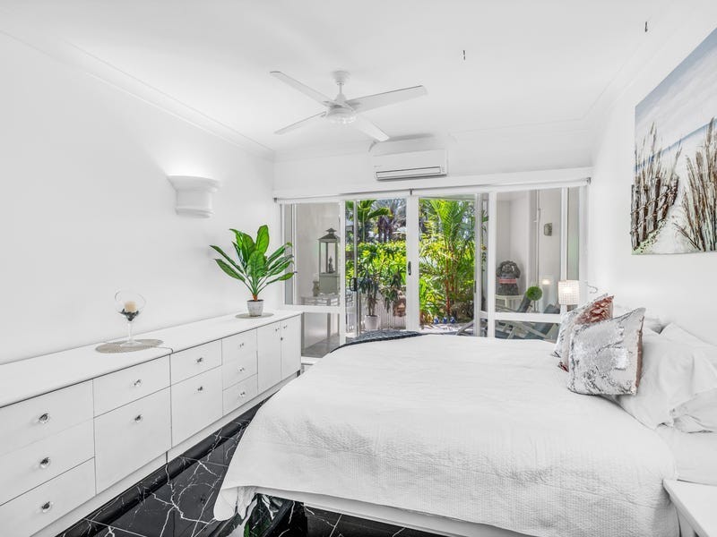 61/9 Veivers Road, Palm Cove QLD 4879