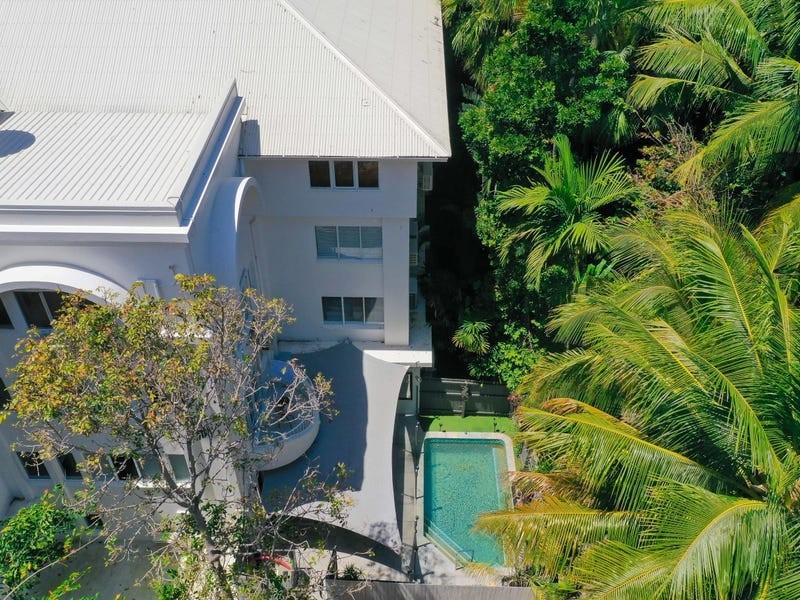 61/9 Veivers Road, Palm Cove QLD 4879