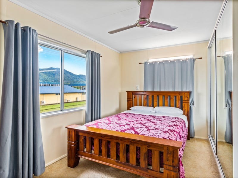 20 Grogan Street, Westcourt QLD 4870