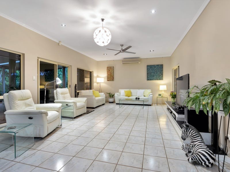36 Gloucester Street, Whitfield QLD 4870