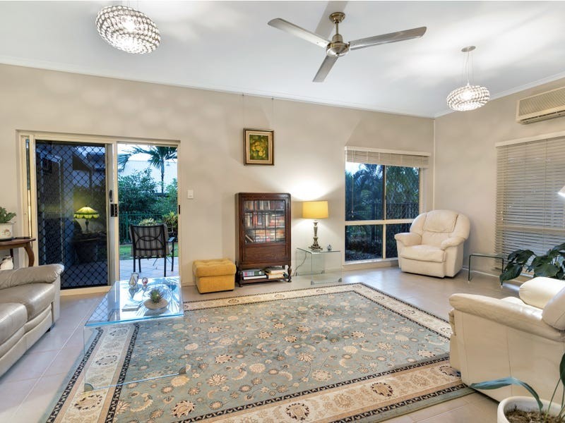 36 Gloucester Street, Whitfield QLD 4870