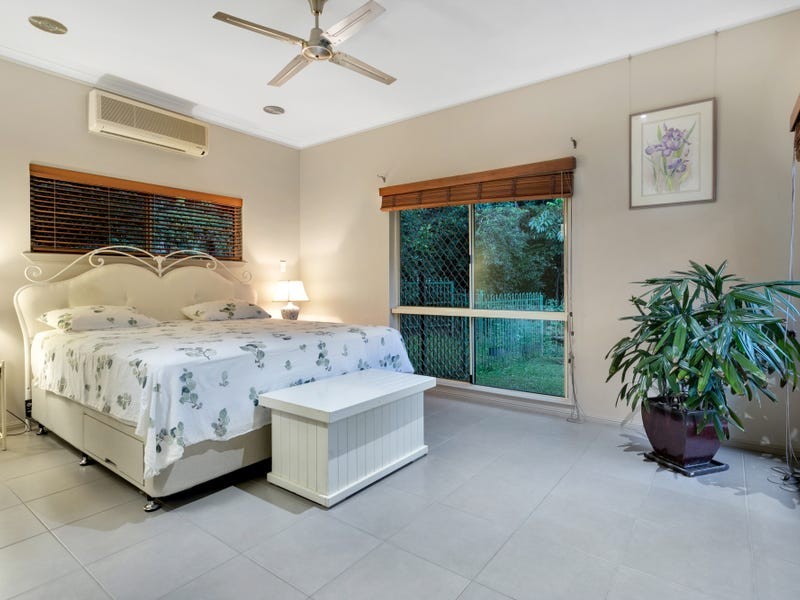 36 Gloucester Street, Whitfield QLD 4870