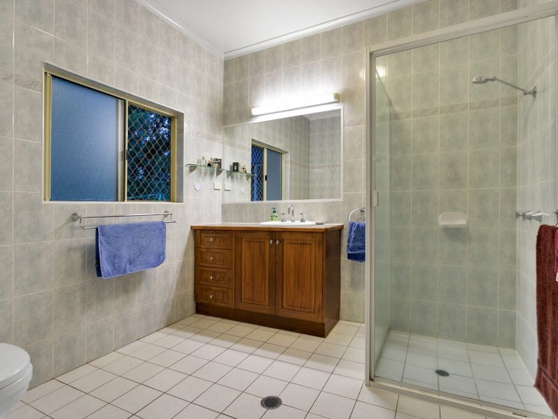 36 Gloucester Street, Whitfield QLD 4870