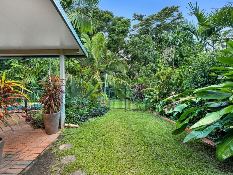 36 Gloucester Street, Whitfield QLD 4870