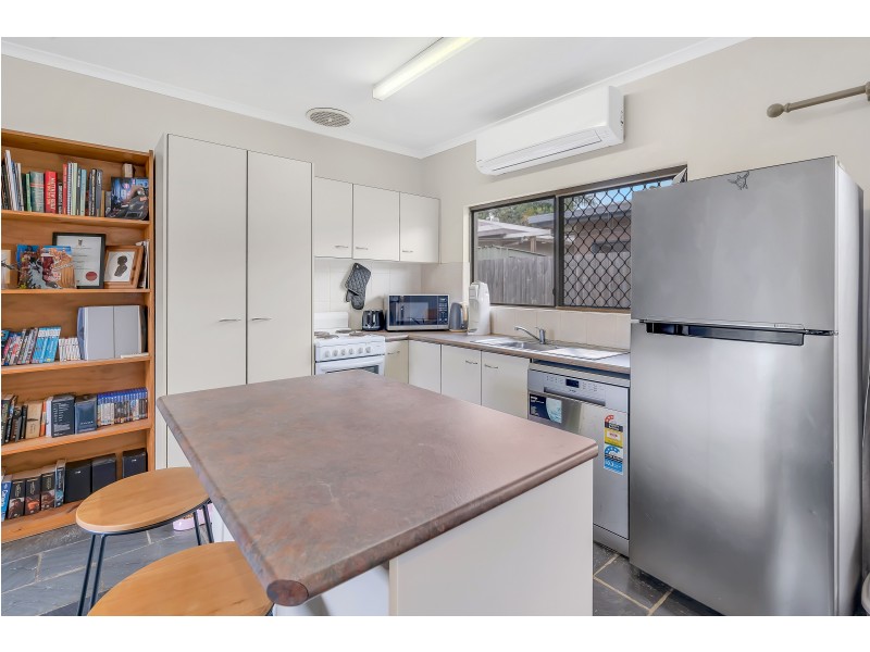 1/20 Nesbit Street, Whitfield QLD 4870