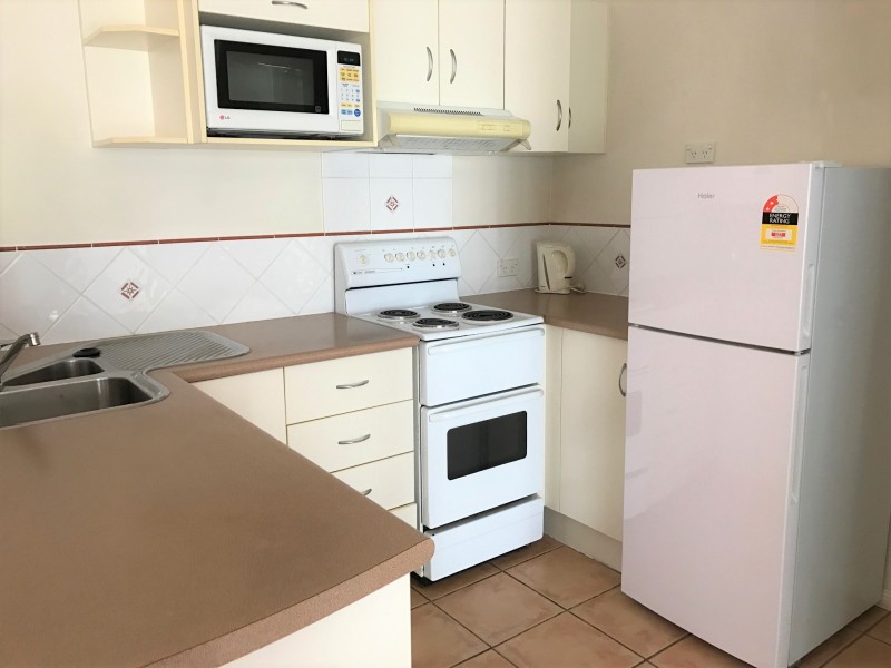 4/108 Mcleod Street, Cairns City QLD 4870