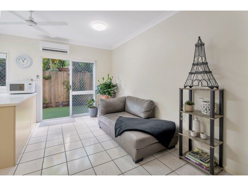 7/33 Balaclava Road, Earlville QLD 4870