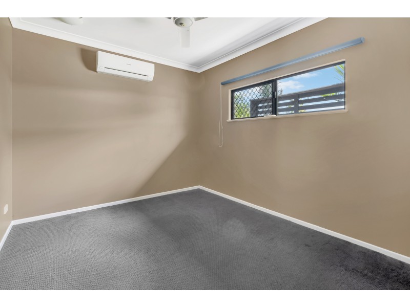 18 Quarterdeck Street, Trinity Beach QLD 4879