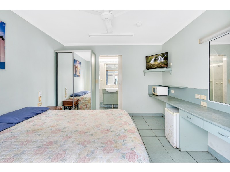 193 Sheridan Street, Cairns North QLD 4870