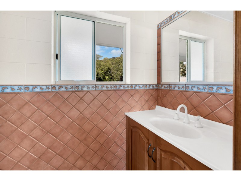 407 Russell Heads Reserve, East Russell QLD 4861