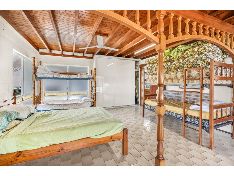 407 Russell Heads Reserve, East Russell QLD 4861