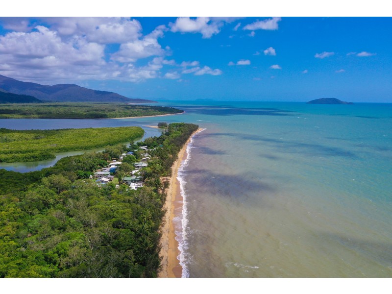 407 Russell Heads Reserve, East Russell QLD 4861