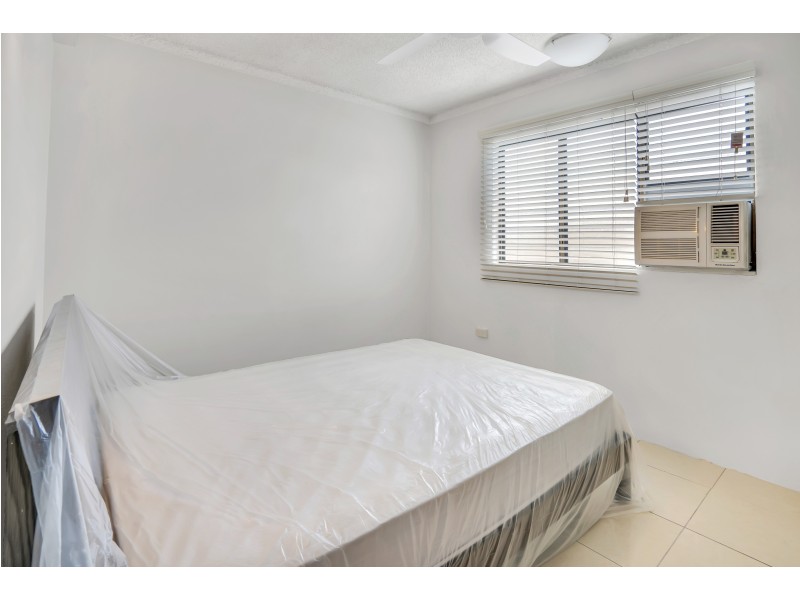 8/49-51 Digger Street, Cairns North QLD 4870