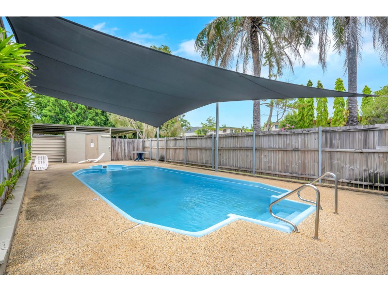 8/49-51 Digger Street, Cairns North QLD 4870