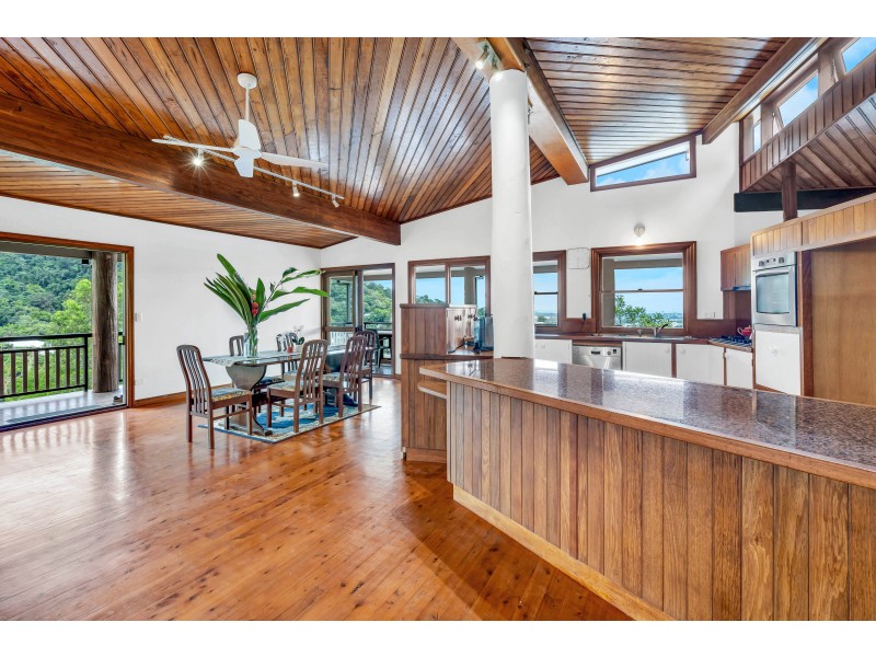 255-259 Toogood Road, Bayview Heights QLD 4868