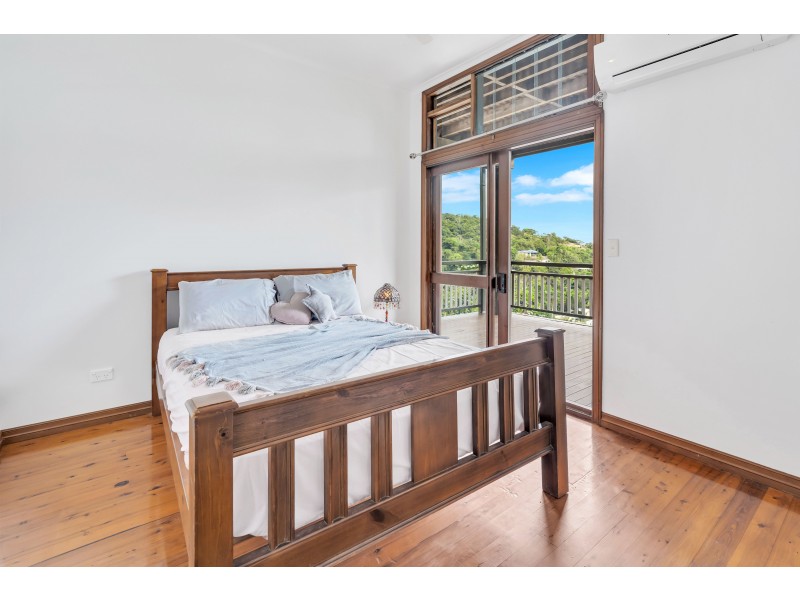 255-259 Toogood Road, Bayview Heights QLD 4868