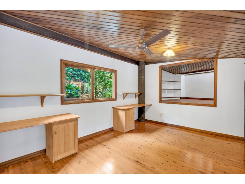 255-259 Toogood Road, Bayview Heights QLD 4868