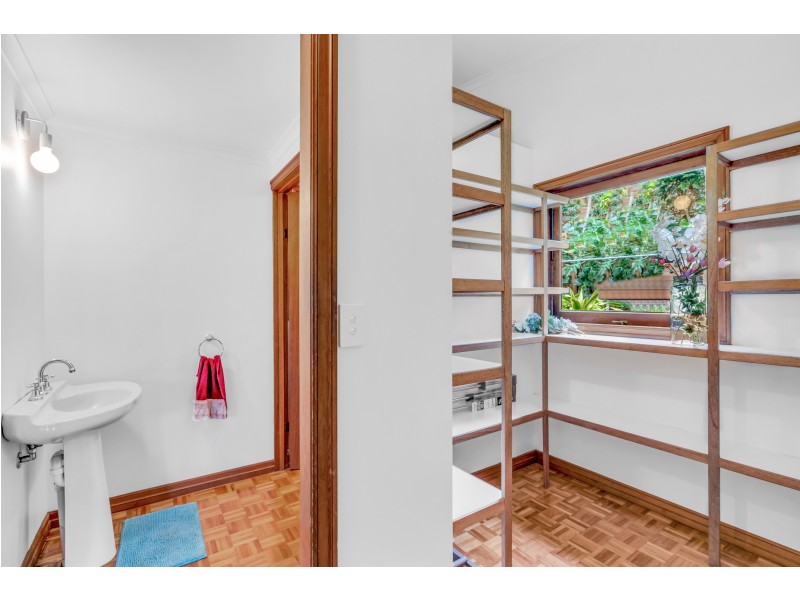 255-259 Toogood Road, Bayview Heights QLD 4868