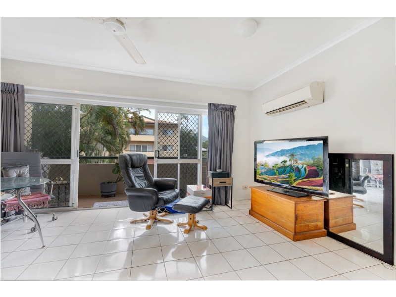 210/191-193 Mcleod Street, Cairns North QLD 4870