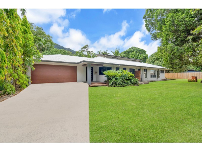 90 Arthur Lyons Drive, Redlynch QLD 4870