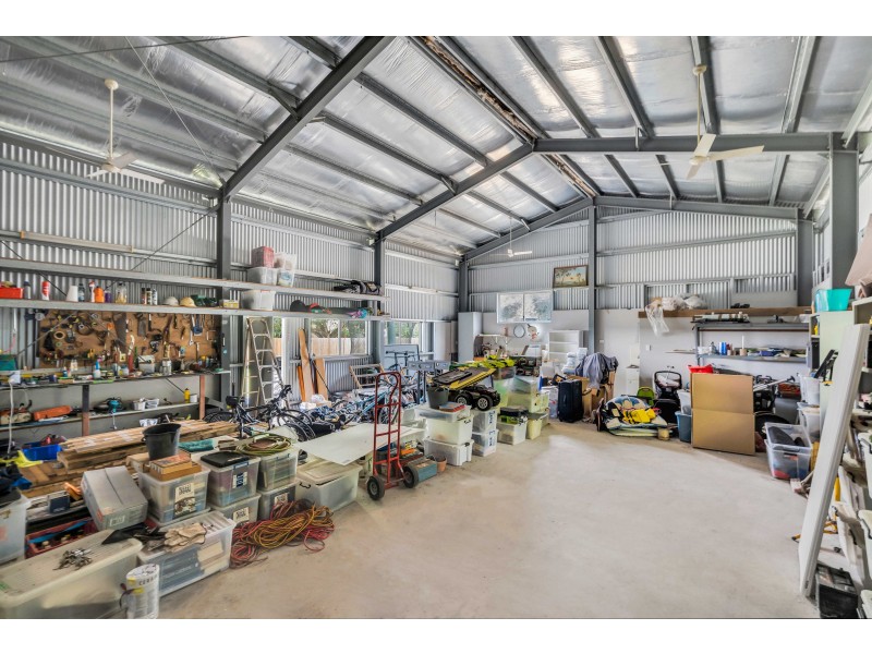 90 Arthur Lyons Drive, Redlynch QLD 4870