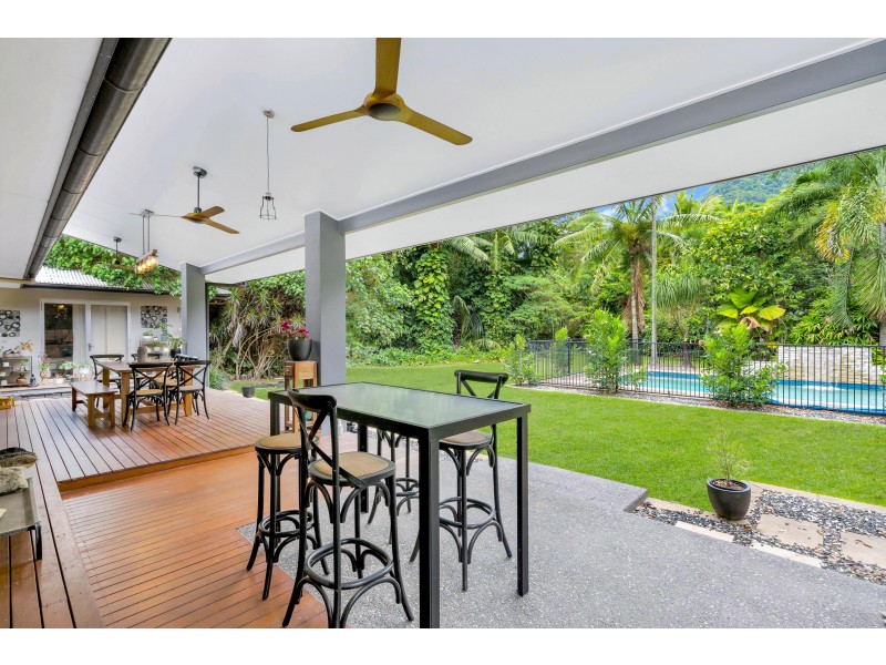 90 Arthur Lyons Drive, Redlynch QLD 4870