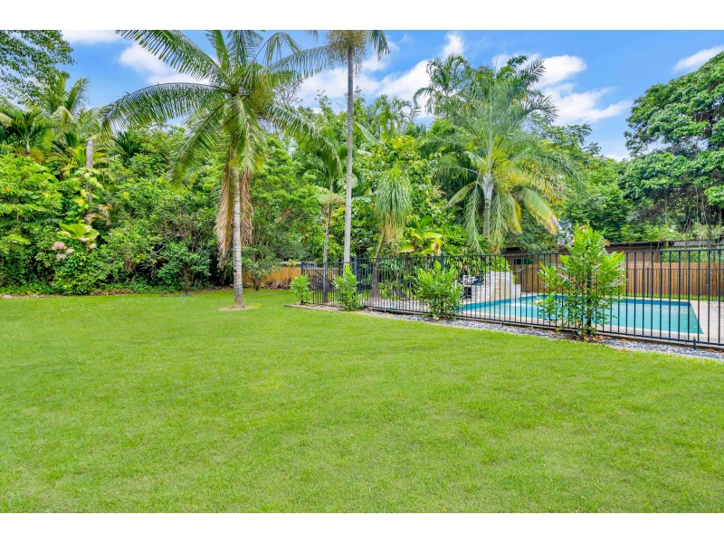 90 Arthur Lyons Drive, Redlynch QLD 4870